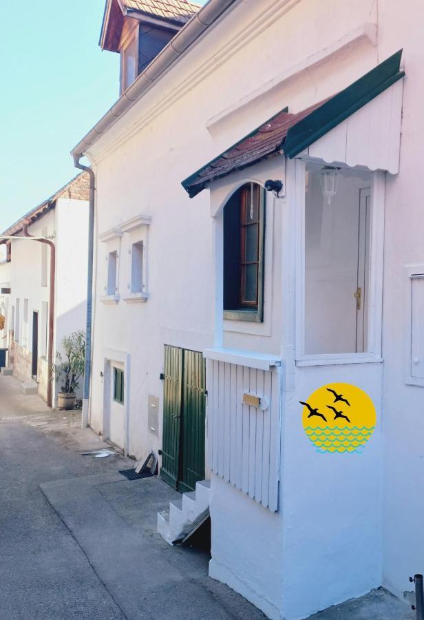 Ferienhaus In Historischer Hofgasse Mörbisch am See Dış mekan fotoğraf